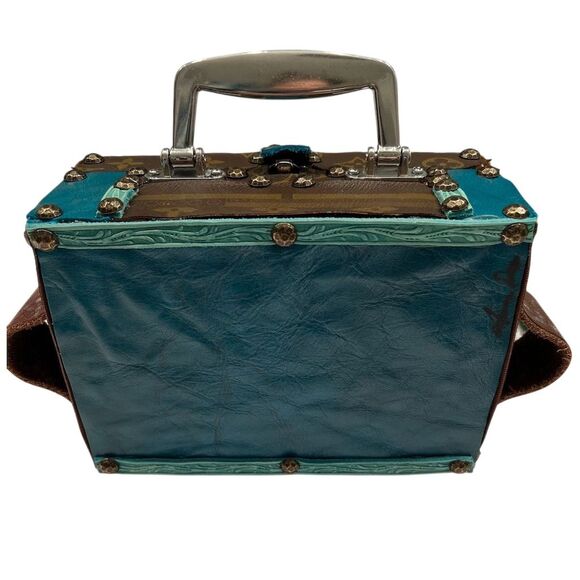 Artist Anna Drey Recreated Custom Vanity Handmade Case - Picture 2 of 3